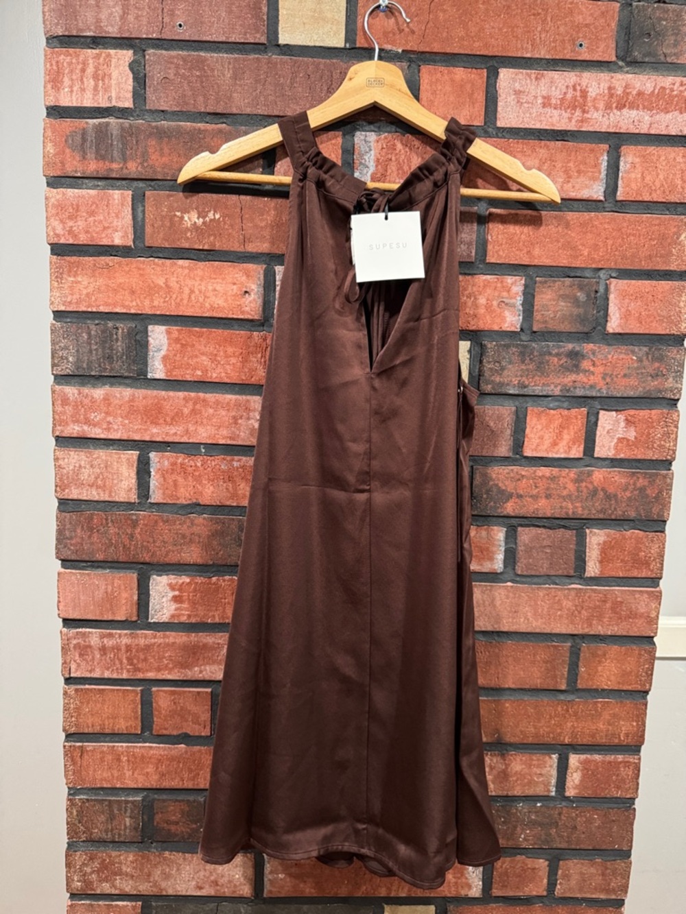 Supesu Rosa Halter Neck Mini Dress - Picture 6 of 13